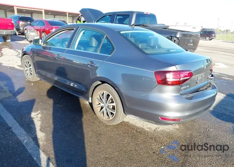 2017 Volkswagen Jetta 1.4T Se from USA, damaged, VIN 3VWDB7AJ4HM388514